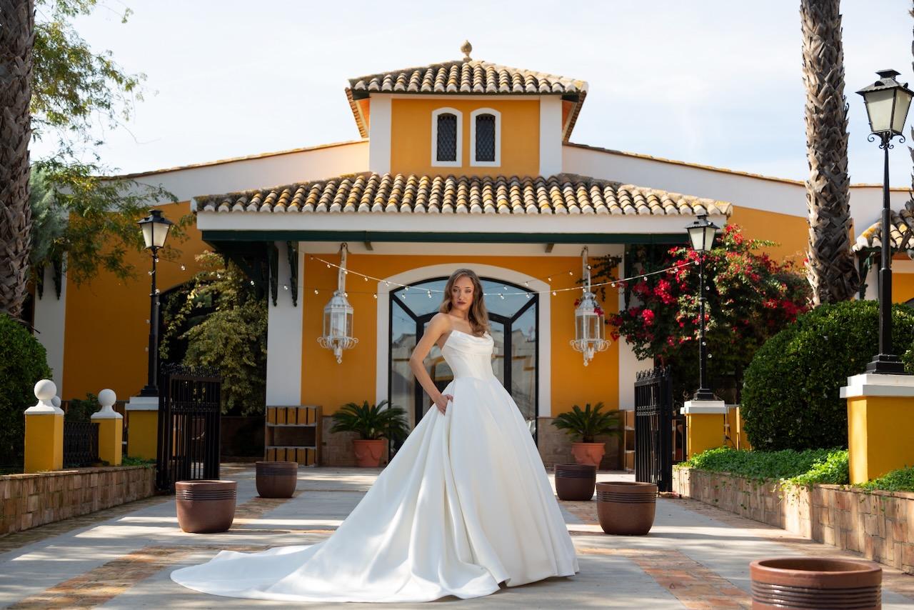 FOTOGRAFIA CORPORATIVA MODA VESTIDOS NOVIA15